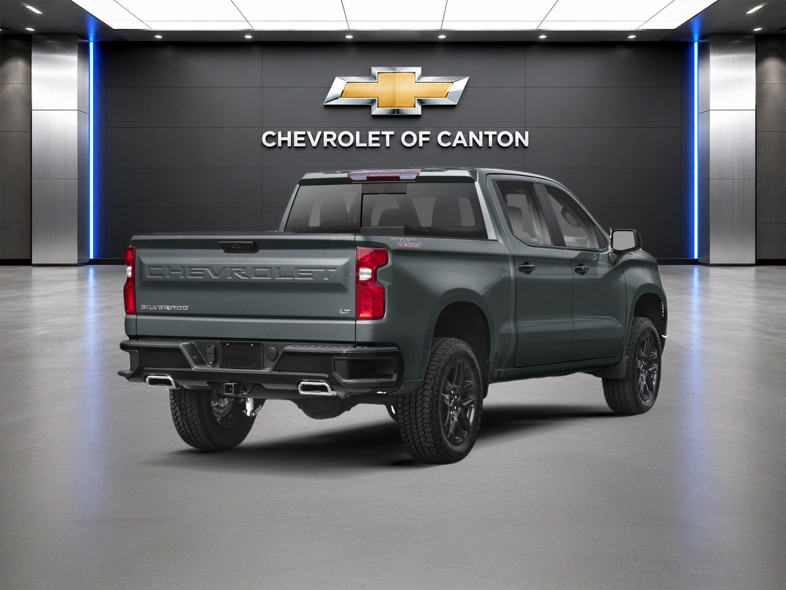 Used 2026 Chevrolet Silverado 1500 LT Trail Boss w/ Convenience Package II AWD/4WD image 2