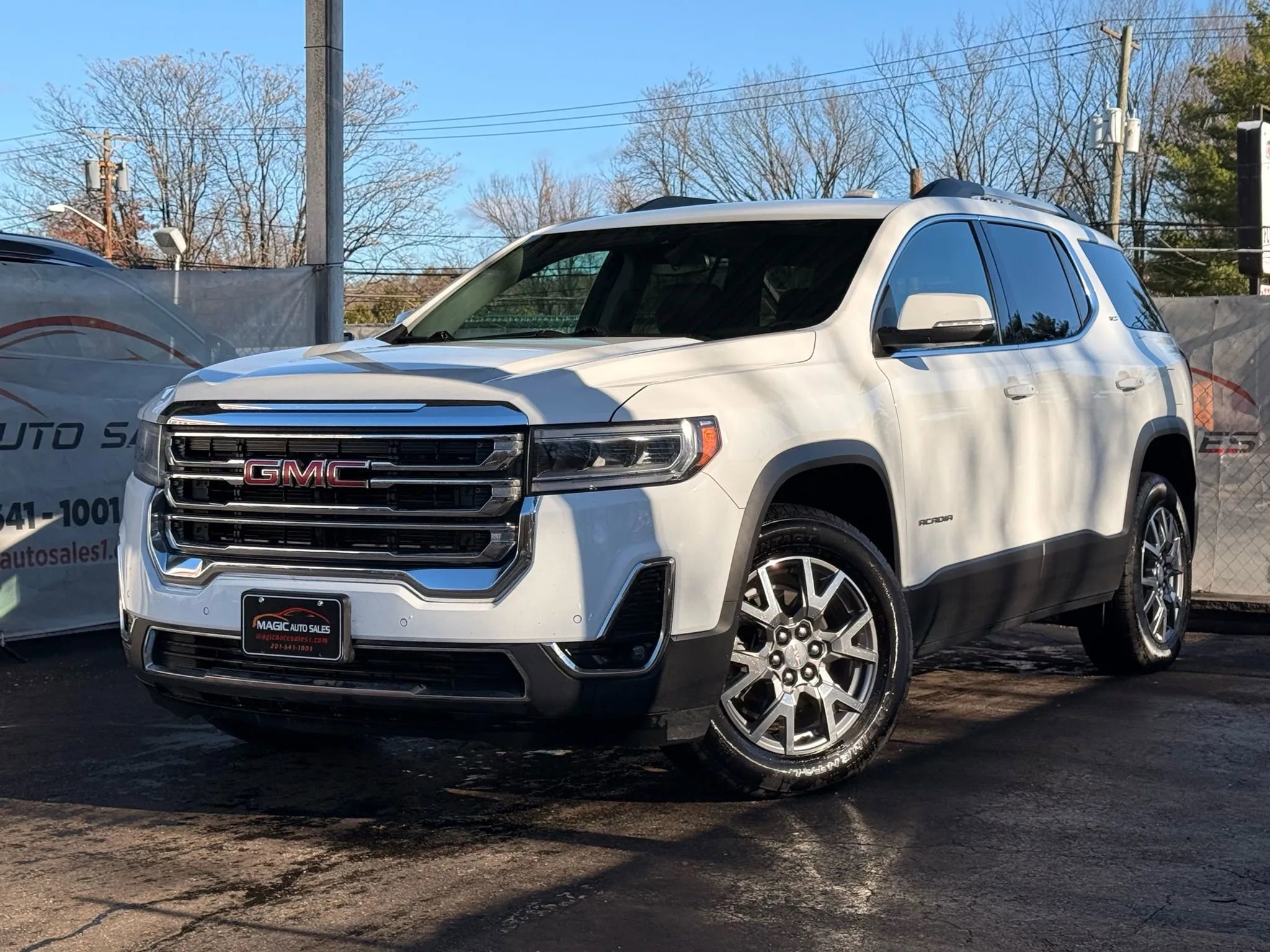 Used 2022 GMC Acadia SLT w/ LPO, Floor Liner Package image 49