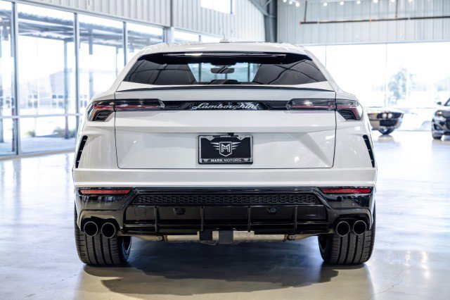Used 2022 Lamborghini Urus AWD/4WD image 5