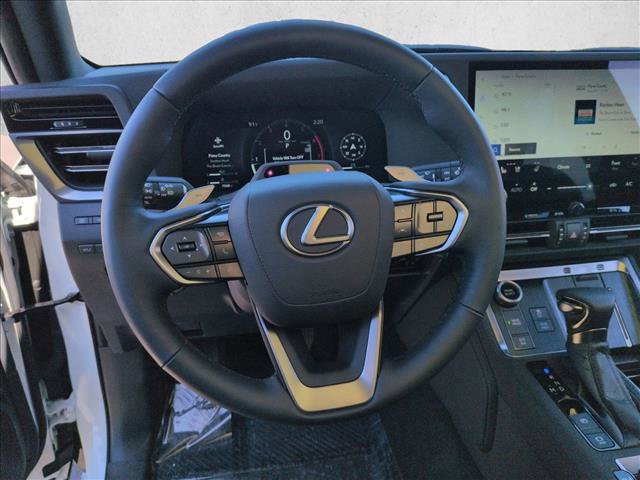 Used 2025 Lexus GX 550 w/ Accessory Package (2T) image 12