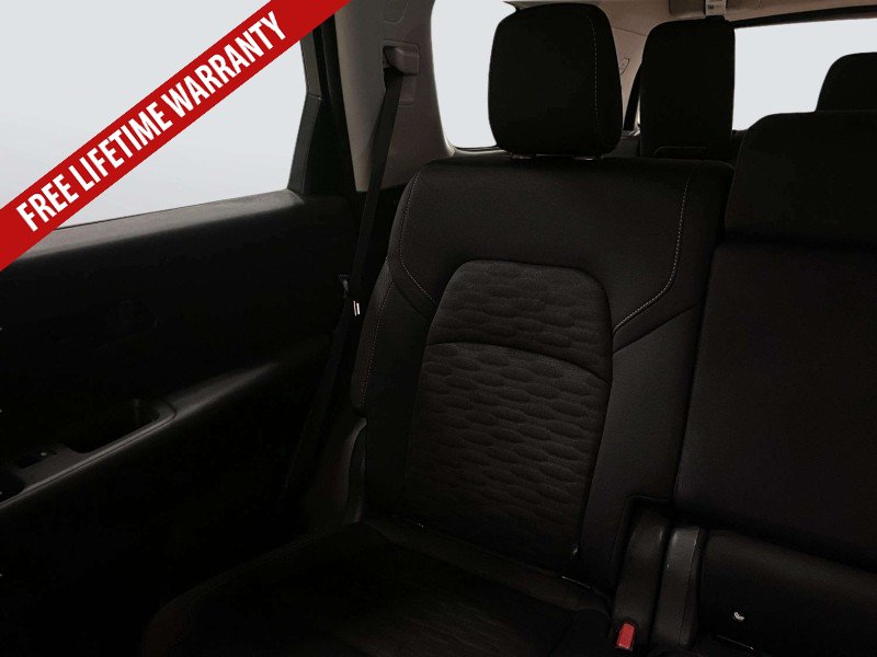 Used 2025 Nissan Pathfinder SV FWD image 25
