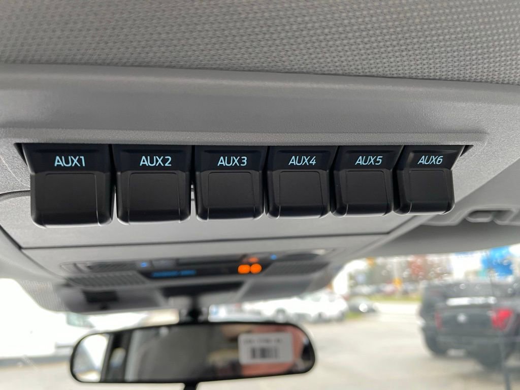 New 2026 Ford F550 4x4 Regular Cab Super Duty image 13