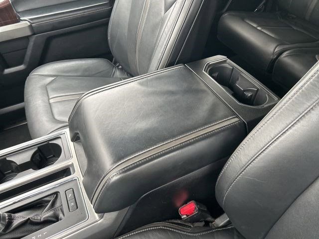 Used 2015 Ford F150 Platinum w/ Equipment Group 701A Luxury image 29