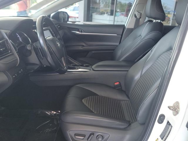 Used 2020 Toyota Camry SE image 9