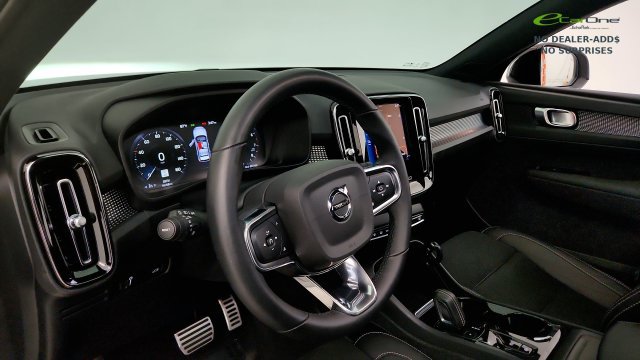 Used 2022 Volvo XC40 T4 R-Design w/ Protection Package Premier FWD image 45