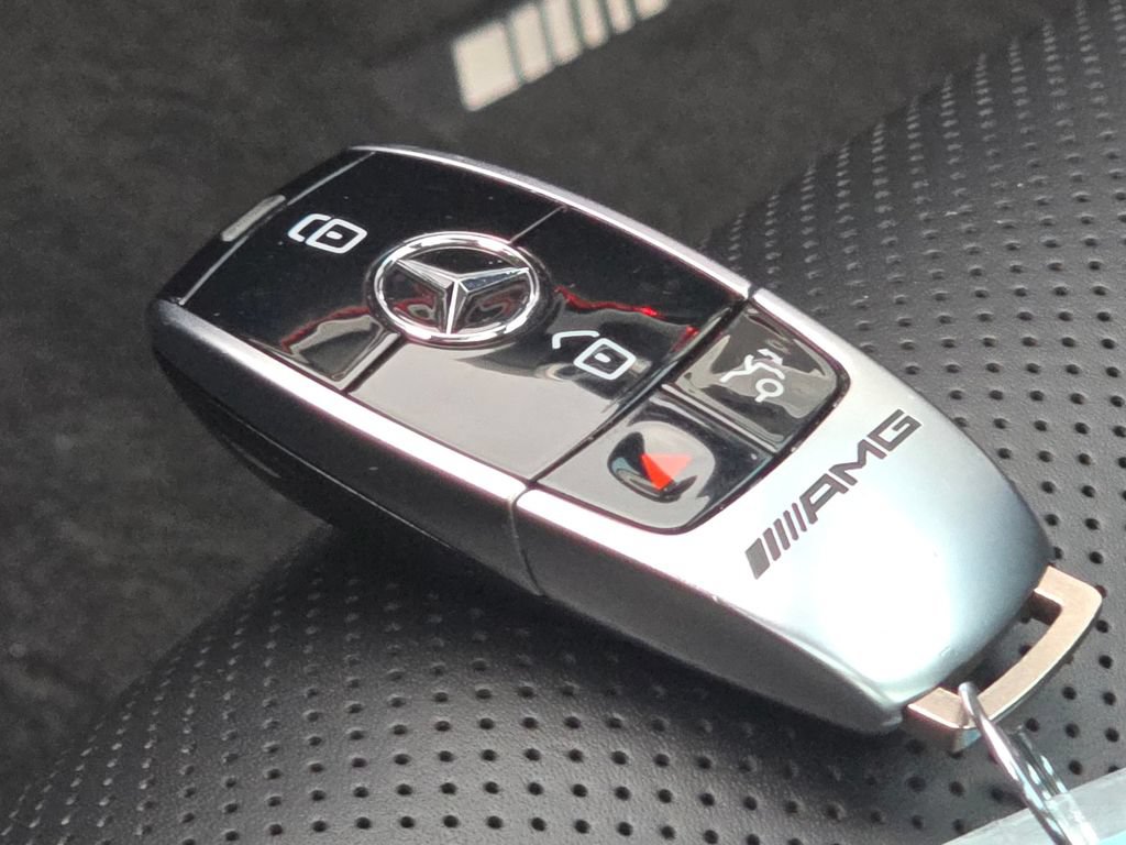Certified 2021 Mercedes-Benz AMG GT 43 image 36
