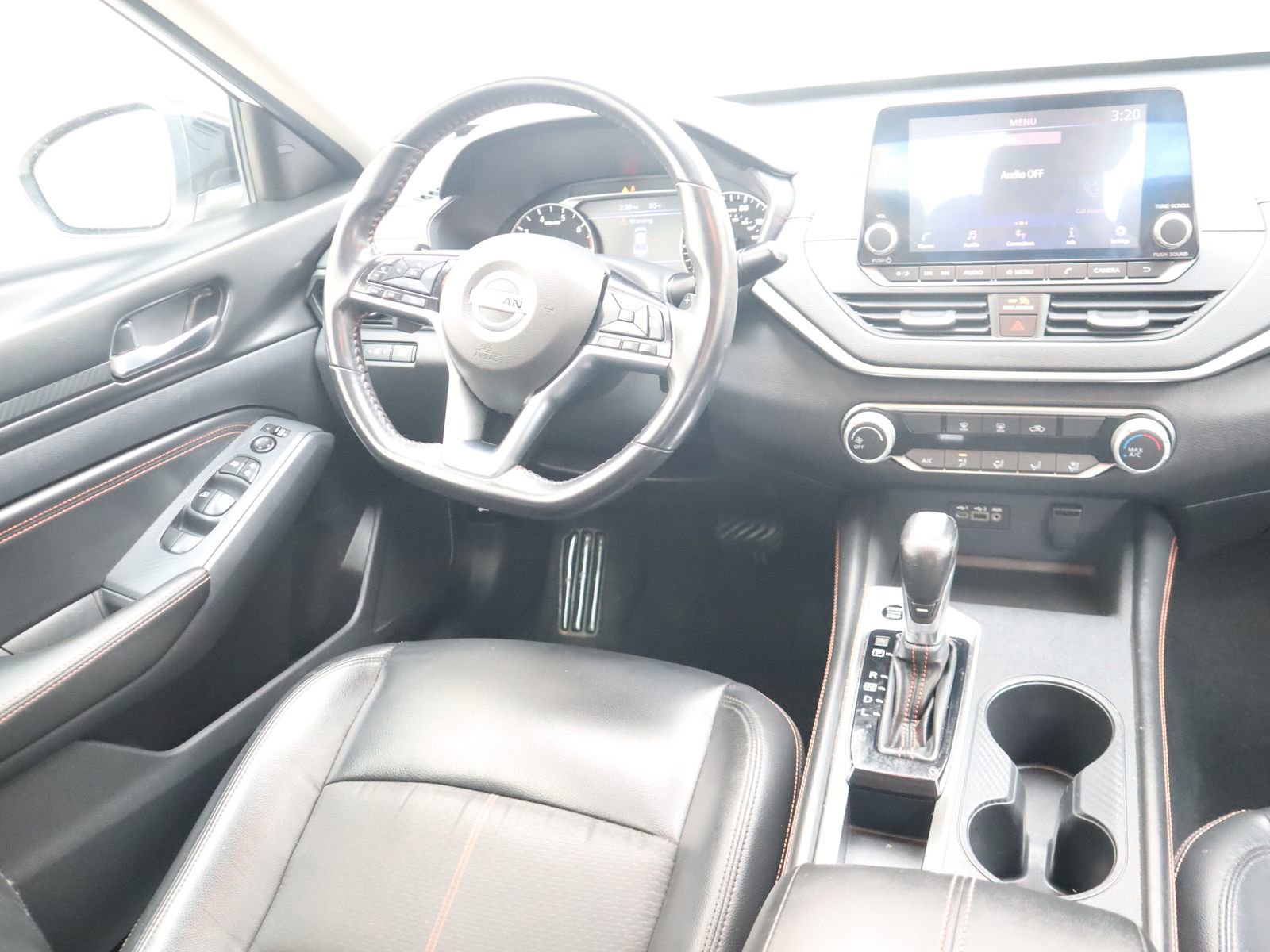 Used 2020 Nissan Altima 2.5 SR FWD image 29