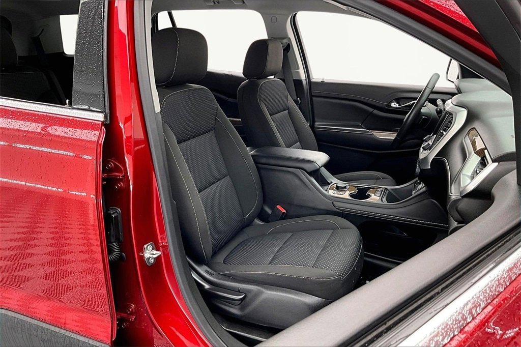 Used 2023 GMC Acadia SLE w/ Driver Convenience Package image 7