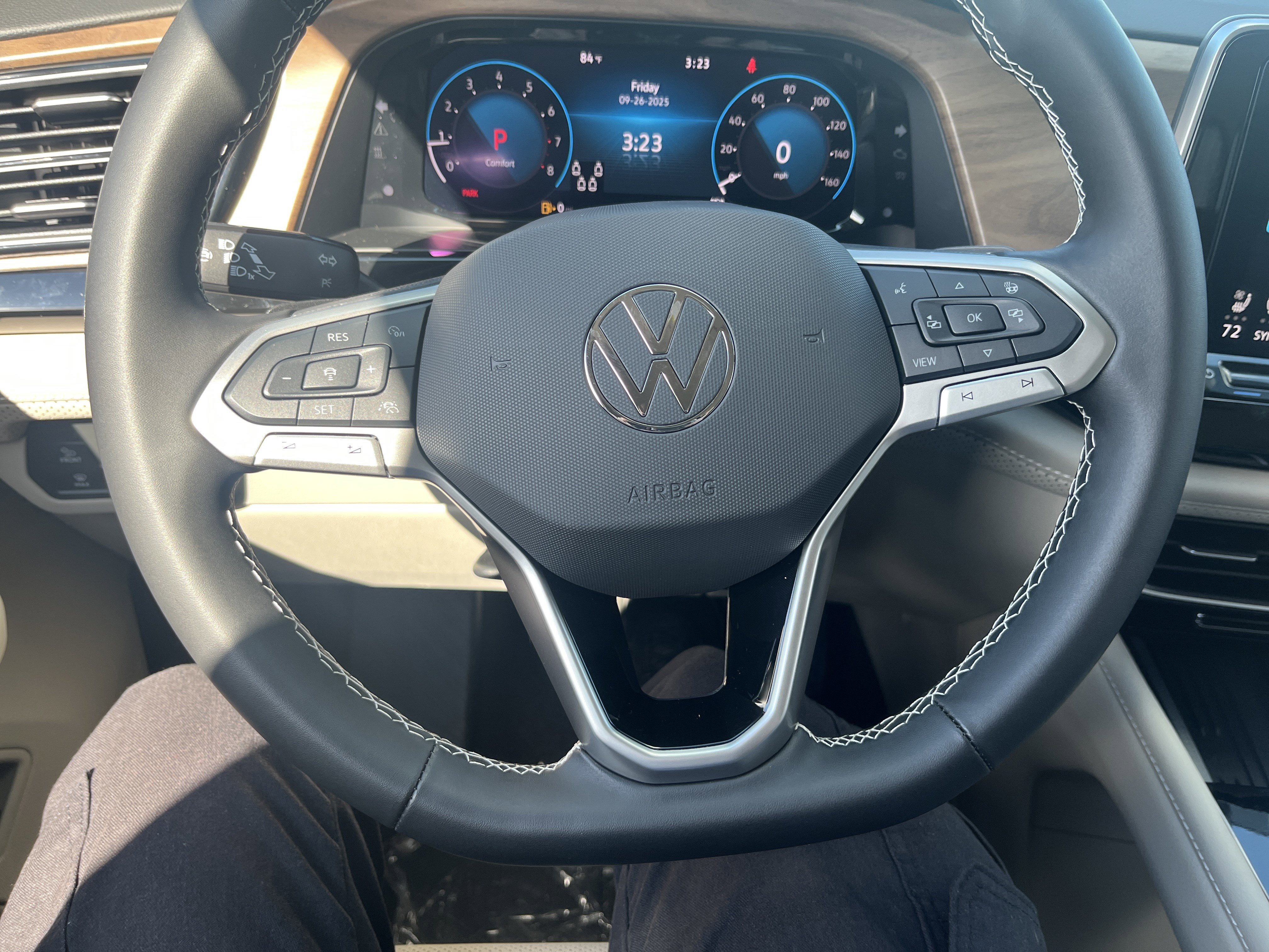 New 2026 Volkswagen Atlas SE image 32