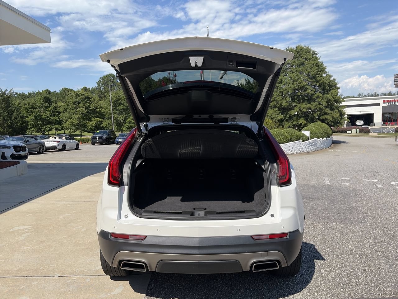 Used 2021 Cadillac XT4 Premium Luxury FWD image 33