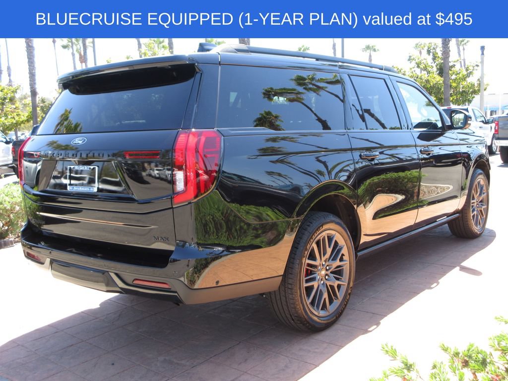 Used 2025 Ford Expedition Max Platinum w/ Stealth Performance Package AWD/4WD image 4