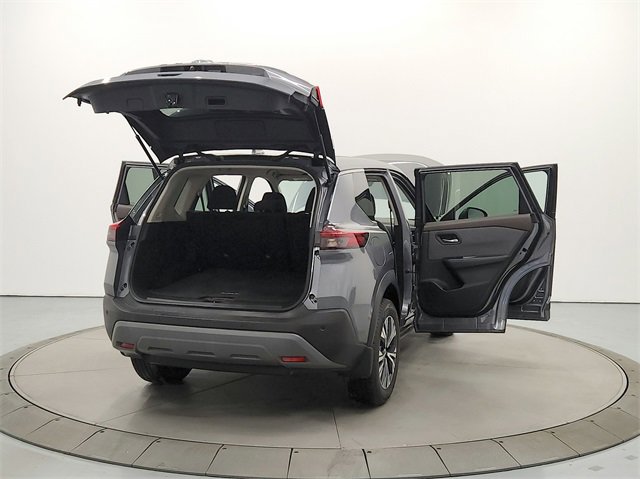 Used 2021 Nissan Rogue SV image 14