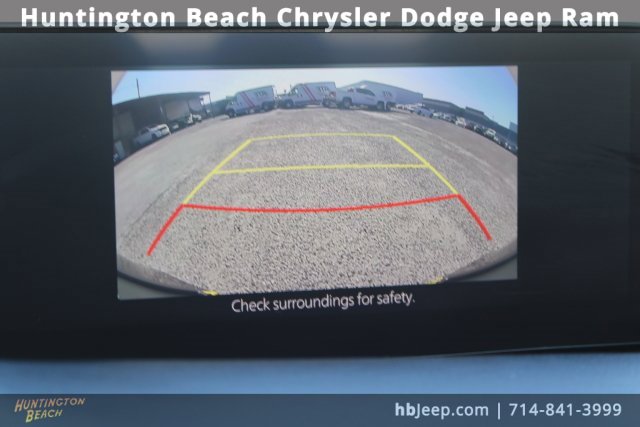 Used 2023 MAZDA MAZDA3 s image 32