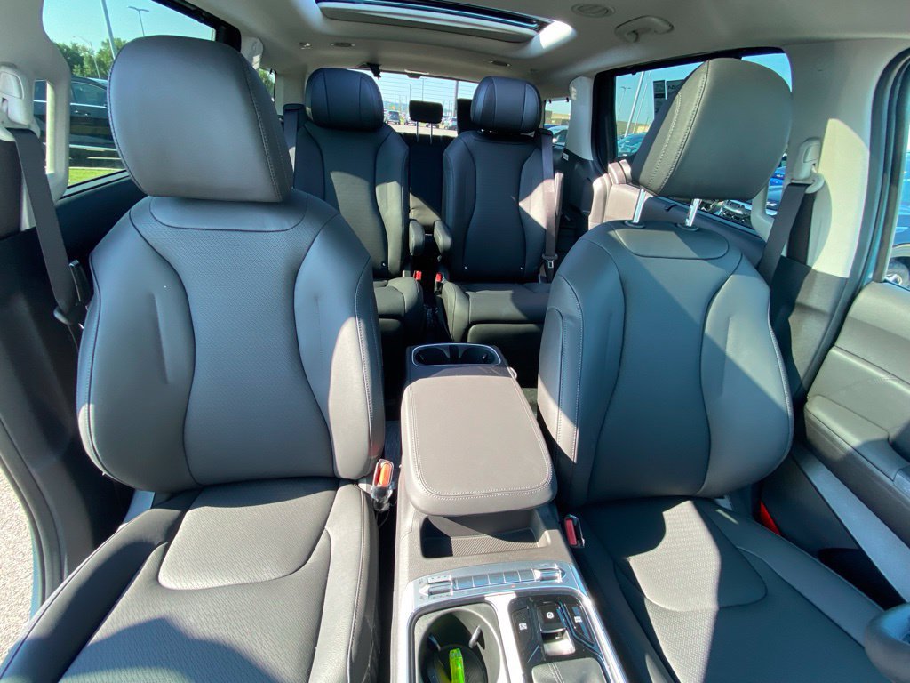 New 2026 Kia Carnival SX Prestige FWD image 31