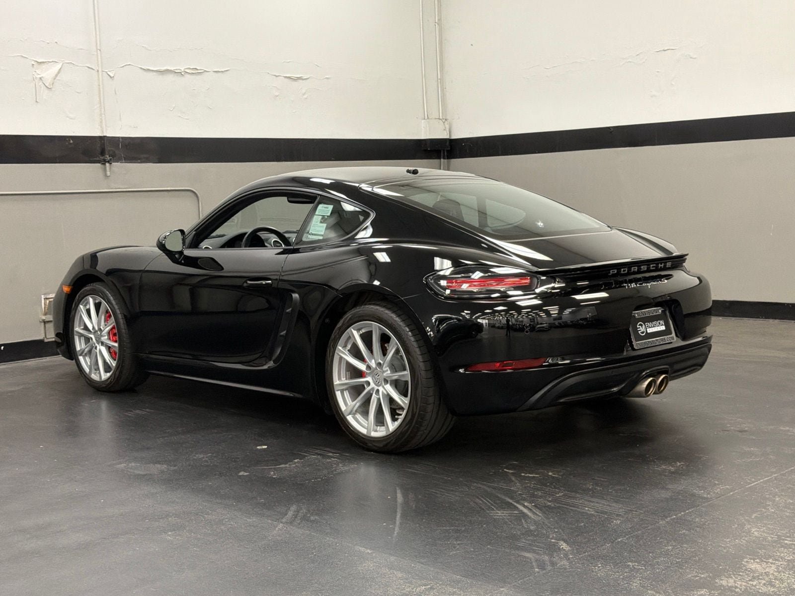 Used 2024 Porsche 718 Cayman S RWD image 8
