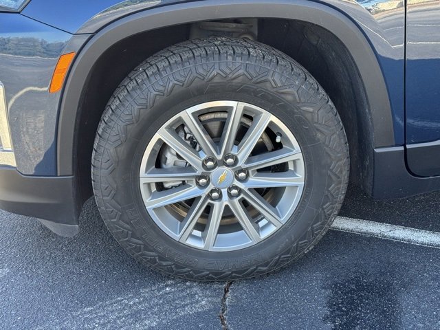 Used 2023 Chevrolet Traverse LT image 31