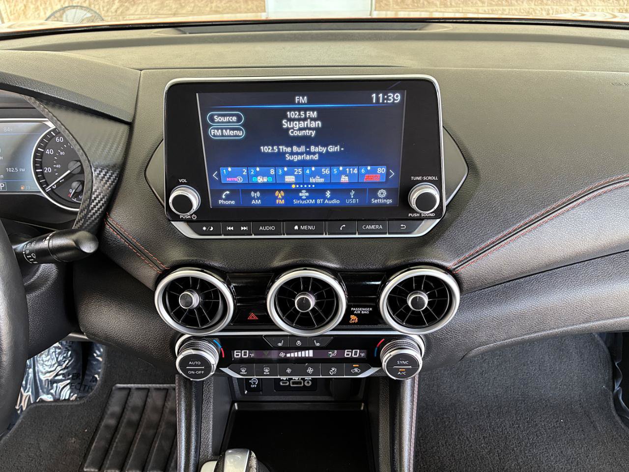 Used 2025 Nissan Sentra SR w/ SR Premium Package FWD image 20