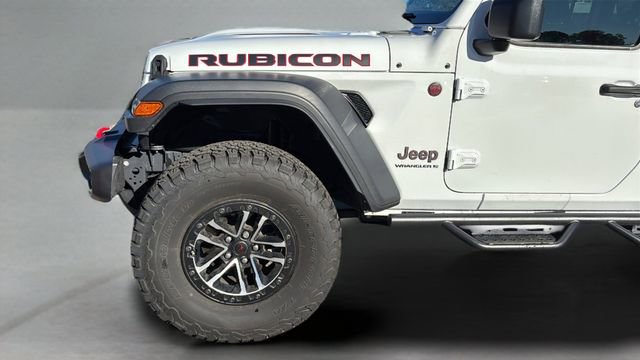 Used 2024 Jeep Wrangler Unlimited Rubicon w/ XTREMEE 35" Tire Package AWD/4WD image 28