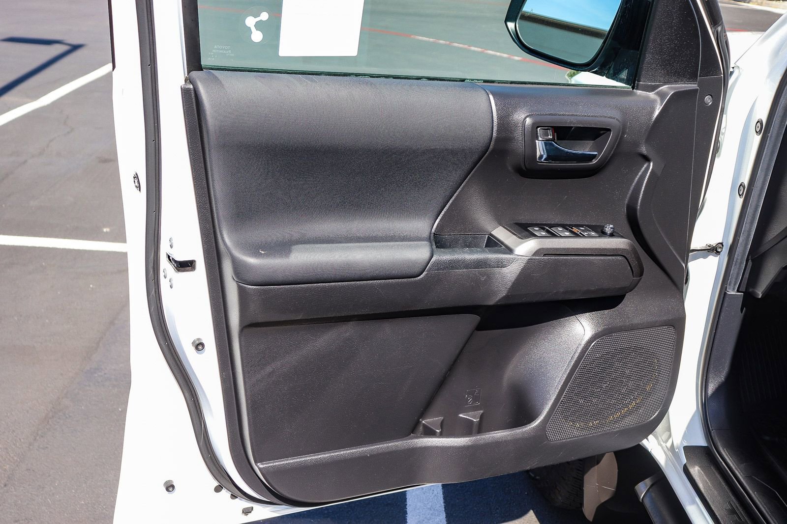 Certified 2023 Toyota Tacoma TRD Off-Road w/ Advanced Technology Package AWD/4WD image 24