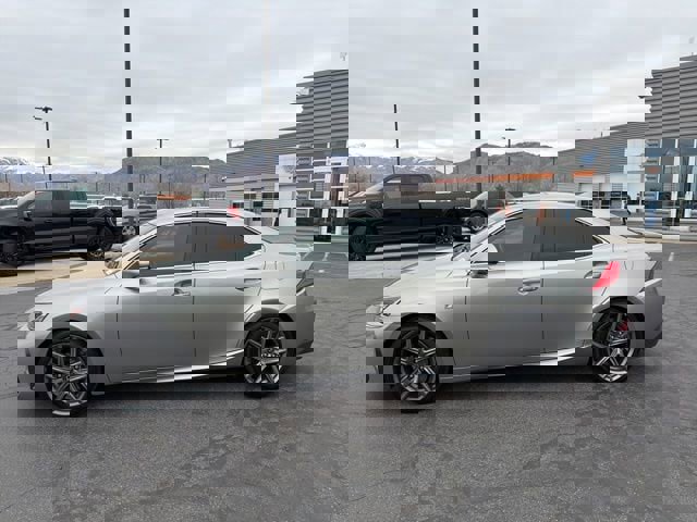 Used 2017 Lexus IS 300 F Sport w/ F Sport Package image 11