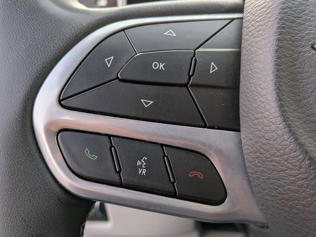 Certified 2023 Chrysler Pacifica Limited image 20