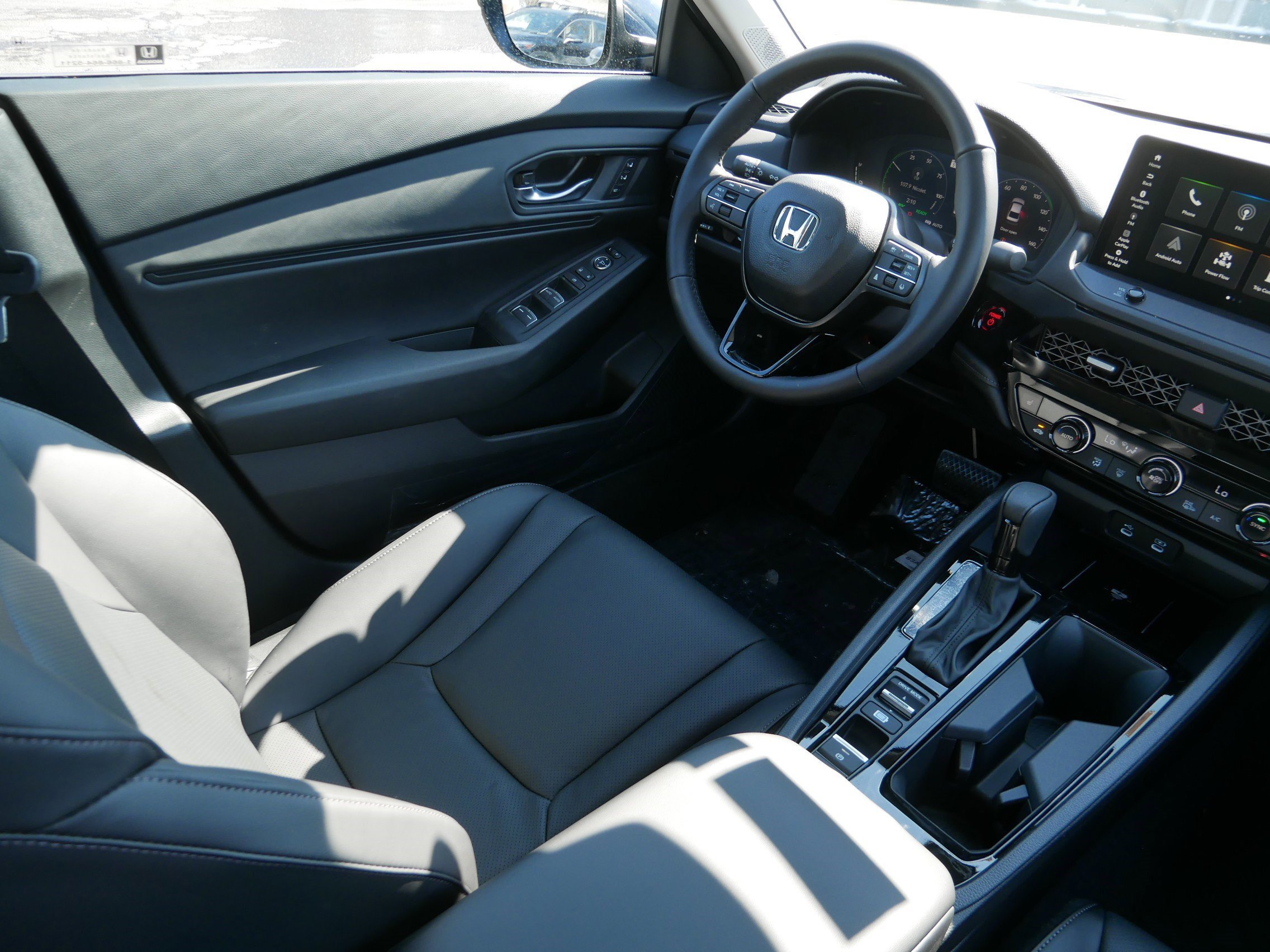 New 2026 Honda Accord EX-L image 9