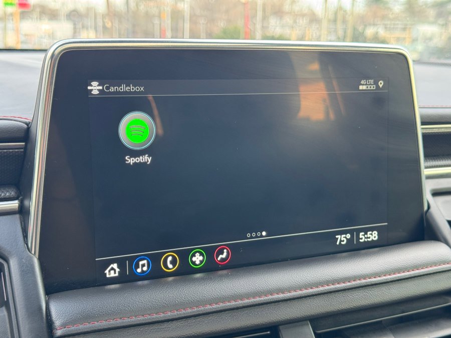 Used 2021 Chevrolet Suburban RST w/ Luxury Package image 62