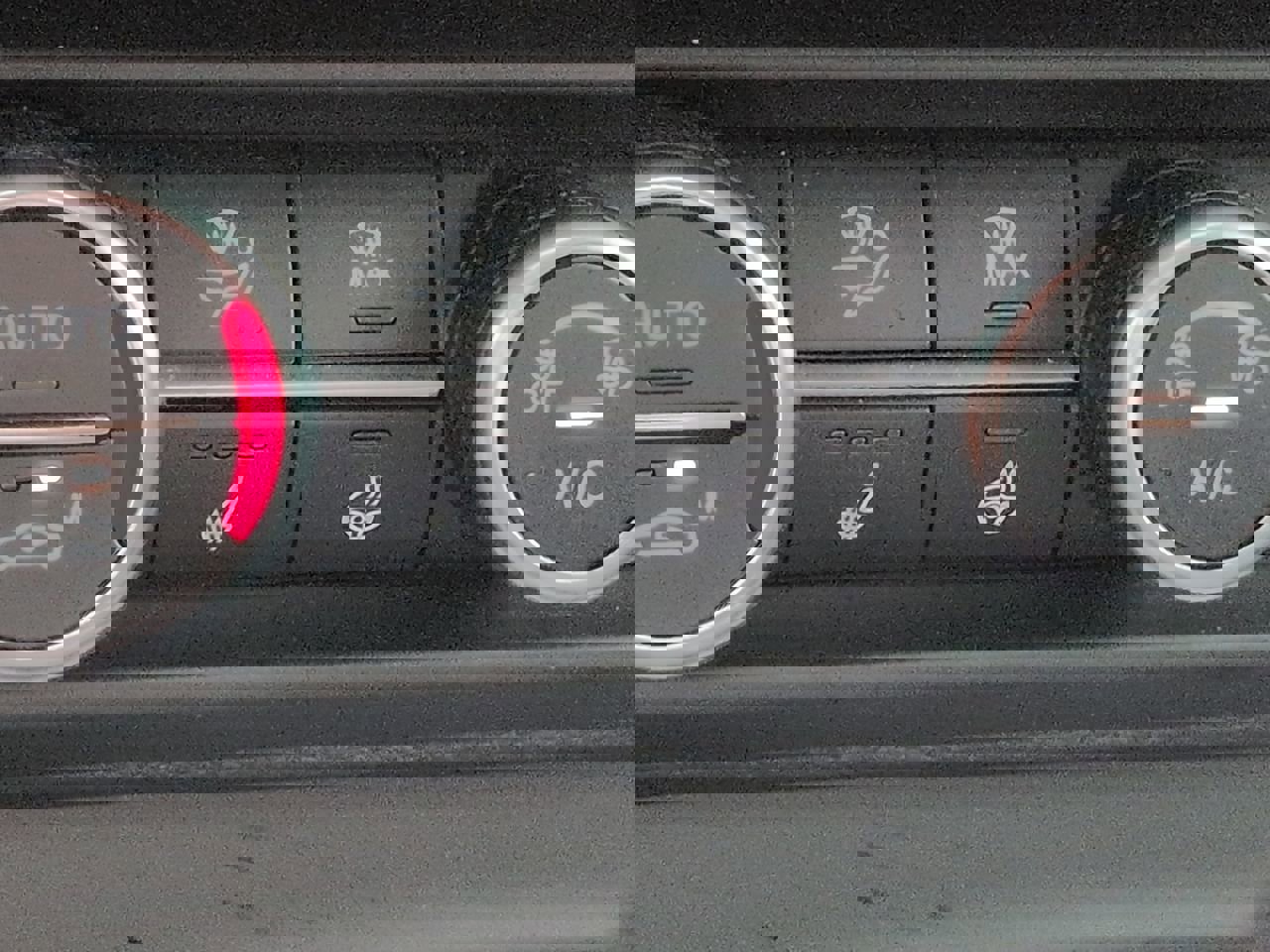 Used 2023 Alfa Romeo Stelvio Ti image 23