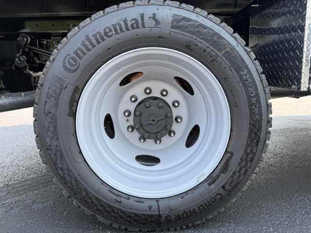 New 2026 Ford F550 4x4 Regular Cab Super Duty image 7