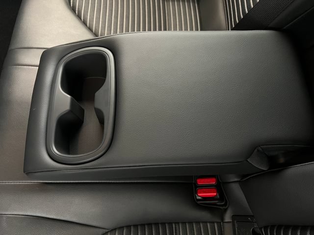 Used 2022 Toyota Camry SE FWD image 31
