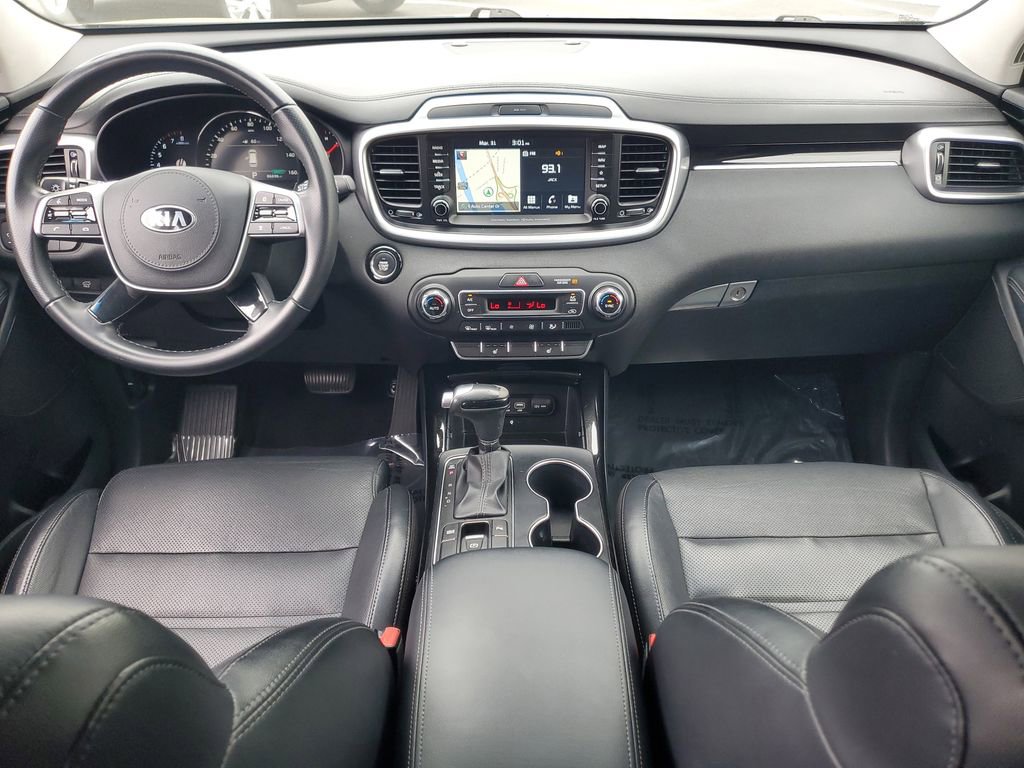Used 2019 Kia Sorento SX image 11