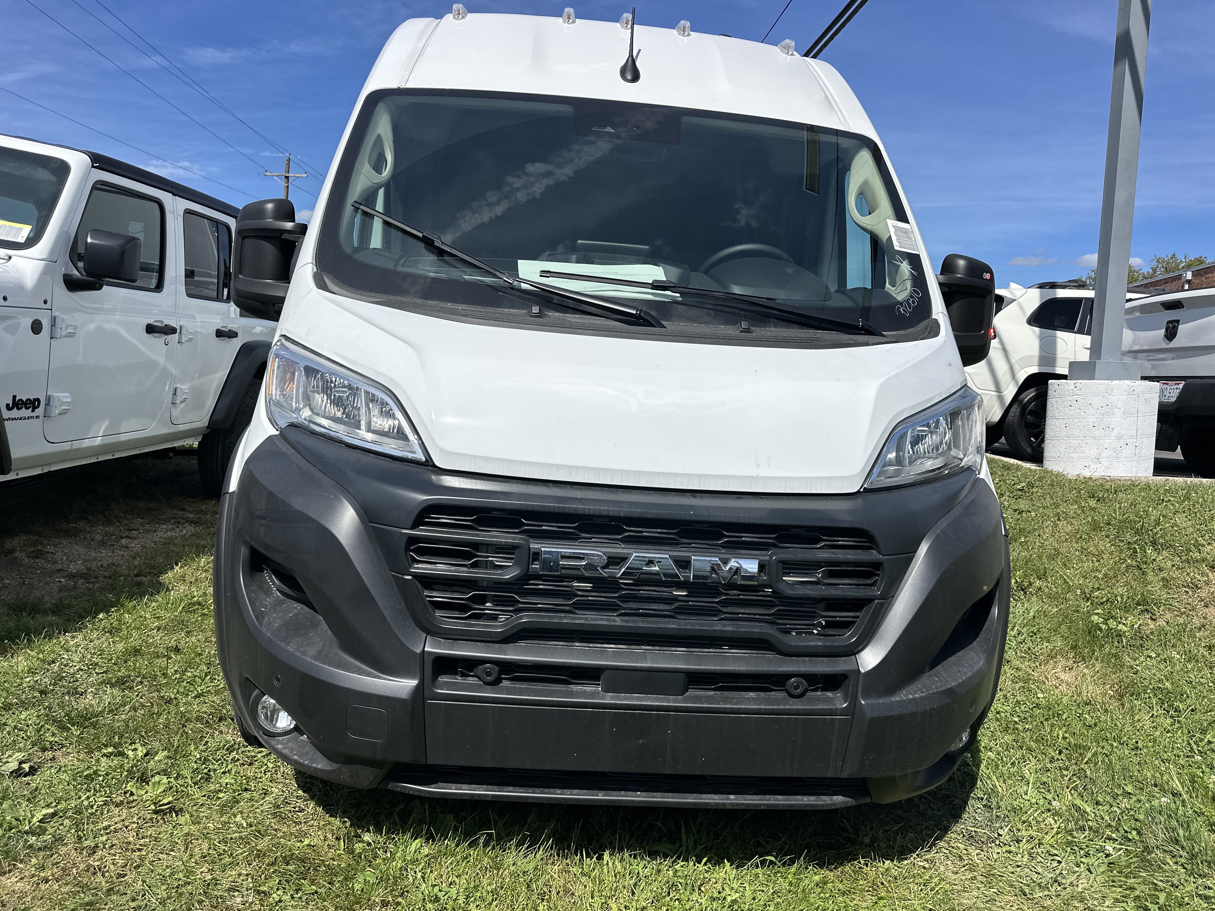 New 2026 RAM ProMaster 3500 w/ Premium Convenience Group FWD image 26