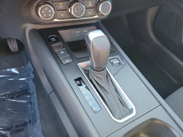 New 2026 Nissan Kicks S FWD image 19