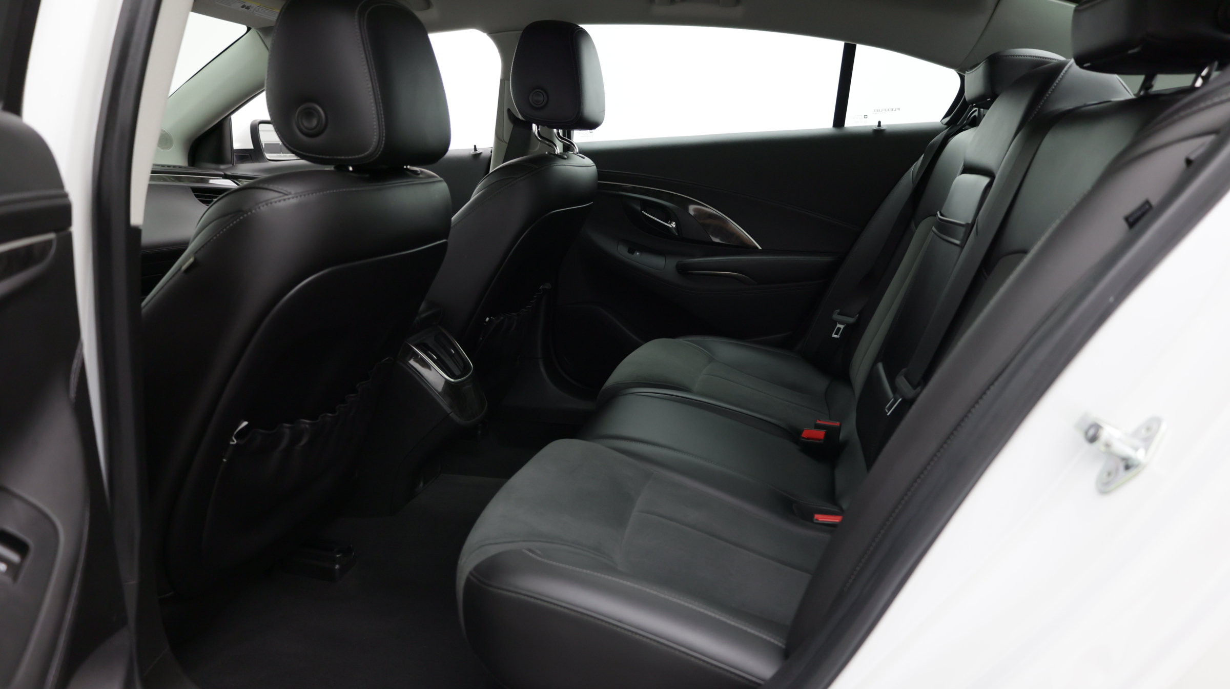 Used 2016 Buick LaCrosse FWD image 24