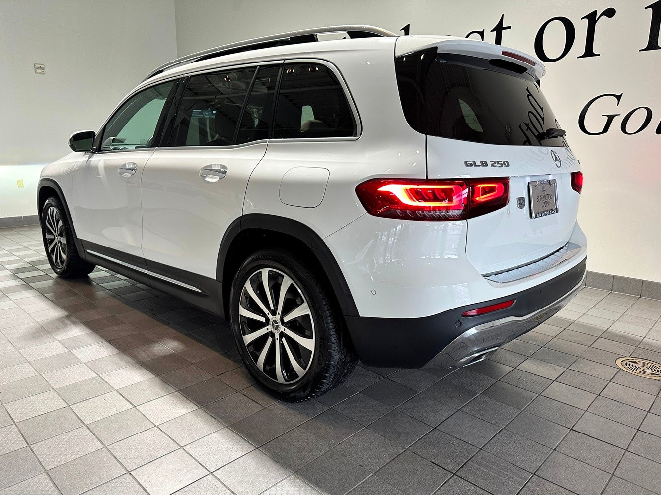 Certified 2023 Mercedes-Benz GLB 250 4MATIC image 6