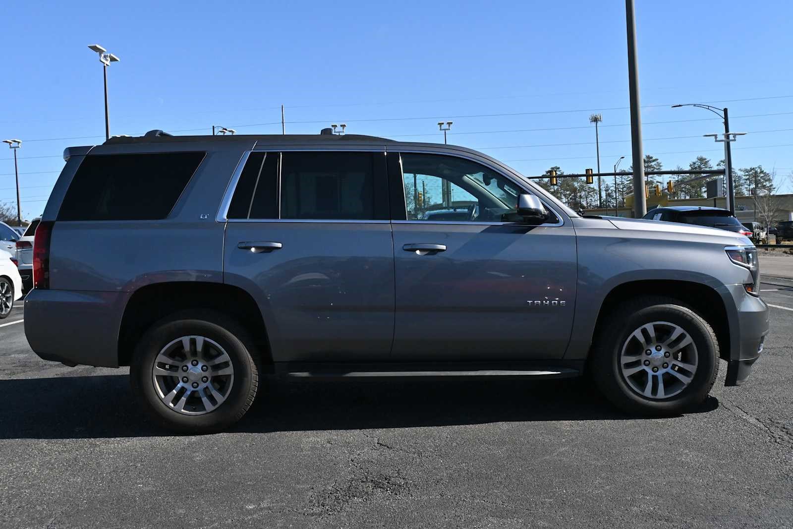 Used 2020 Chevrolet Tahoe LT image 15