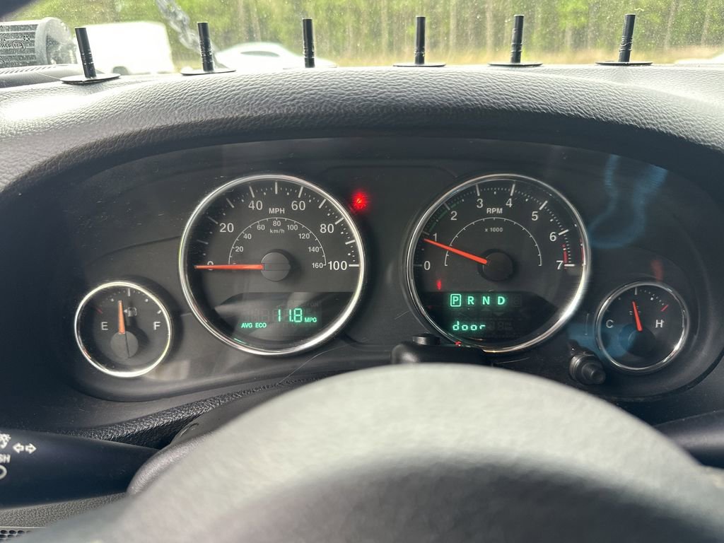 Used 2017 Jeep Wrangler Unlimited Sahara image 26