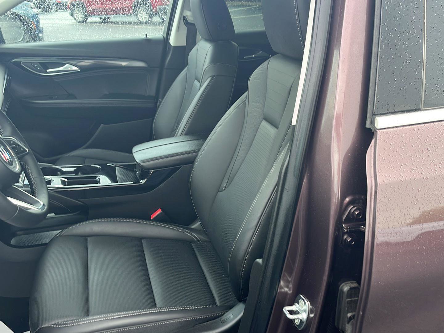 Used 2024 Buick Envision Preferred AWD/4WD image 19