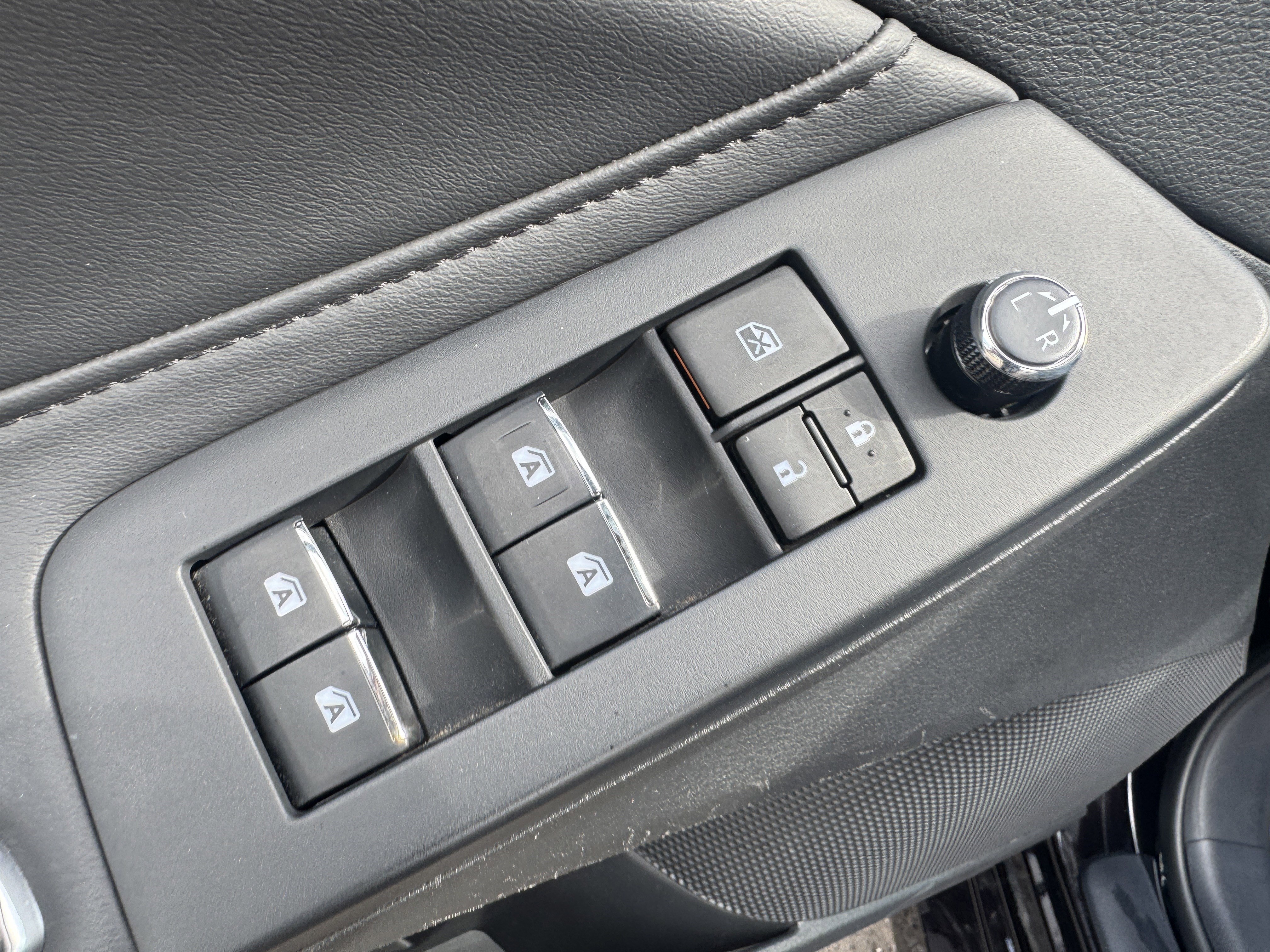 Certified 2021 Toyota Avalon XLE image 10