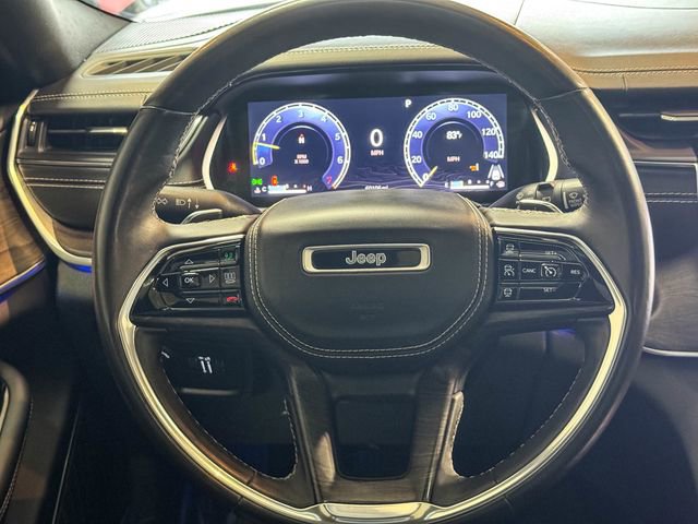 Used 2022 Jeep Grand Cherokee Overland w/ Luxury Tech Group IV image 36