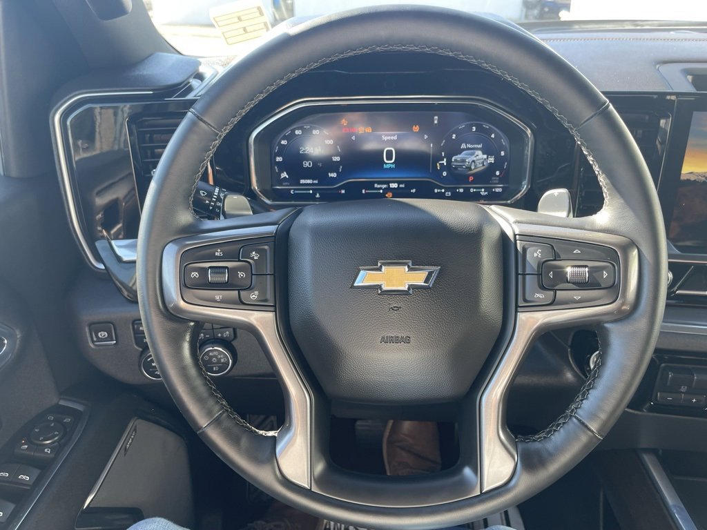 Used 2023 Chevrolet Silverado 1500 High Country image 24