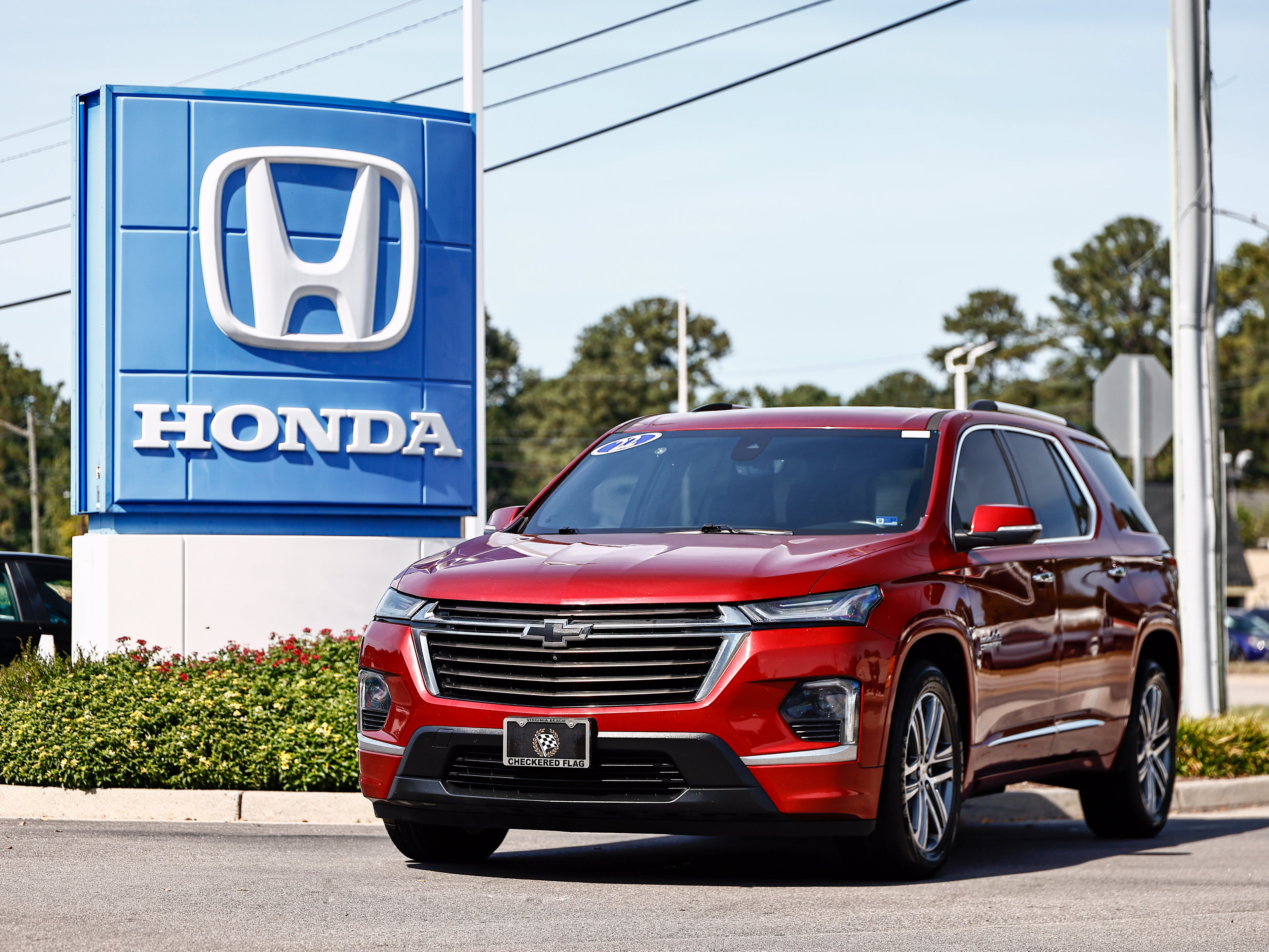 Used 2022 Chevrolet Traverse High Country w/ LPO, Floor Liner Package
