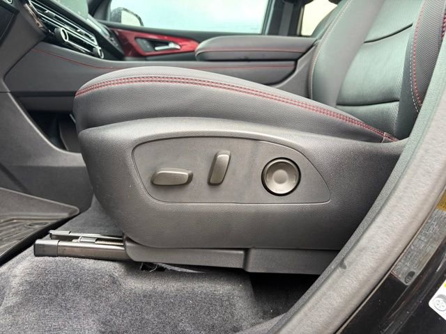 Used 2024 Chevrolet Traverse RS w/ LPO, Floor Liner Package image 10