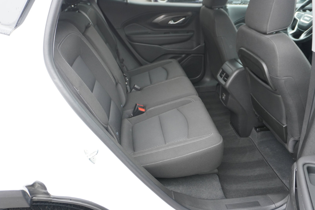 Used 2022 GMC Terrain SLE image 19