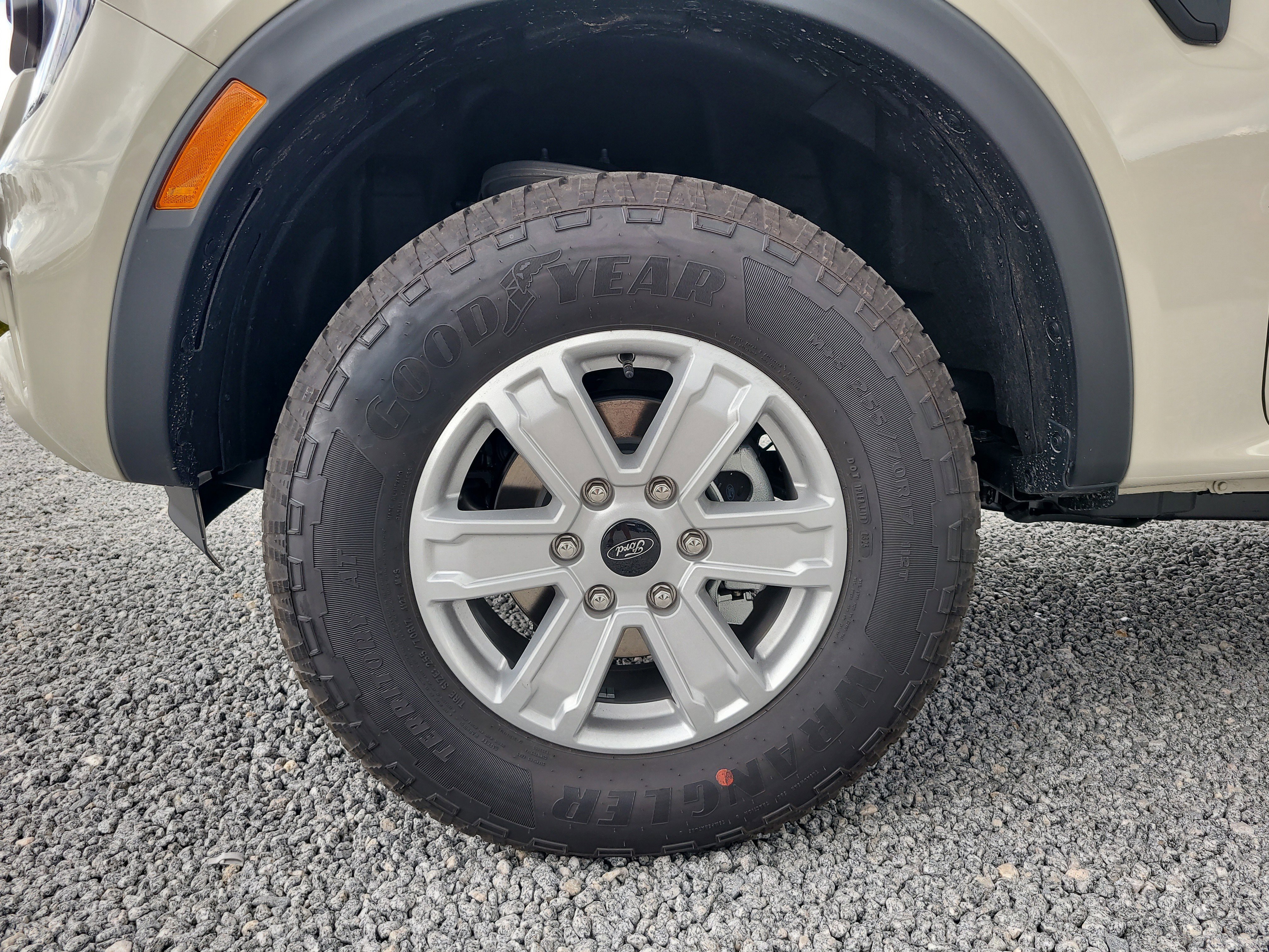 New 2025 Ford Ranger XL image 6