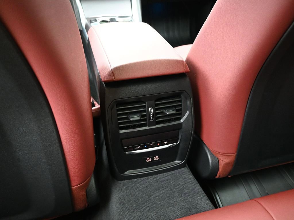 Used 2025 BMW i4 eDrive40 w/ M Sport Package image 21