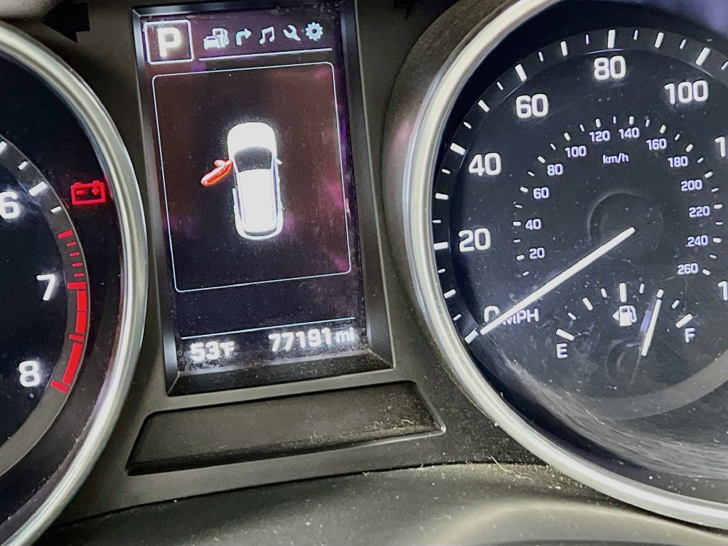 Used 2019 Hyundai Santa Fe XL AWD/4WD image 11