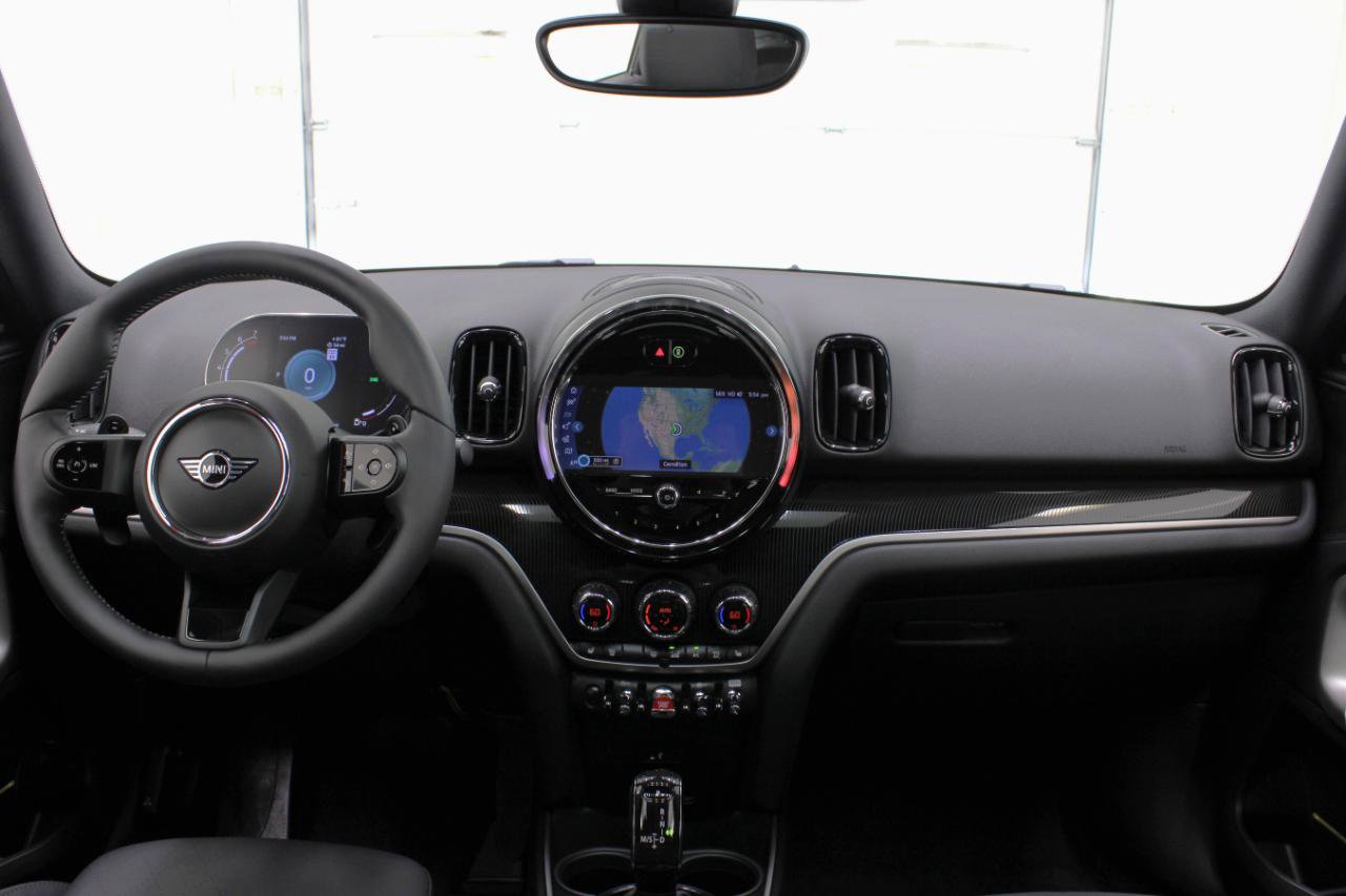 Used 2024 MINI Cooper Countryman S w/ Signature Upholstery Package FWD image 53