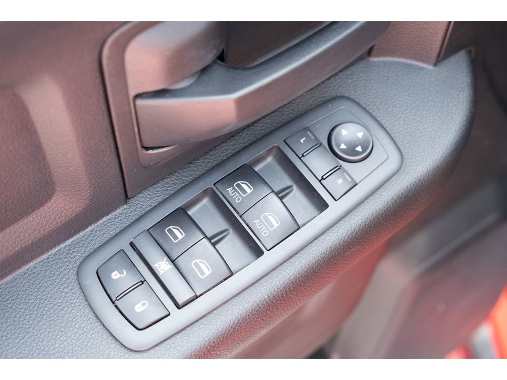 Used 2020 RAM 2500 Tradesman w/ Chrome Appearance Group image 14