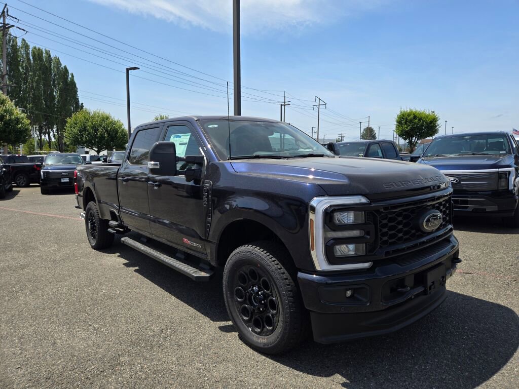 New 2025 Ford F350 Lariat w/ Lariat Ultimate Package AWD/4WD image 3